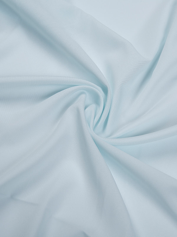 Why is four way stretch poly spandex woven dyed fabric so popular in sportswear?